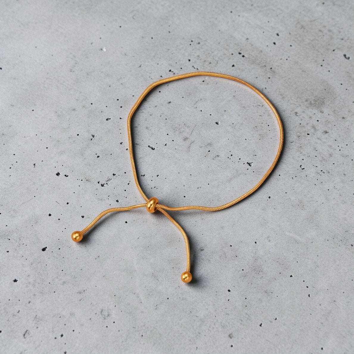 Brazalete minimalista