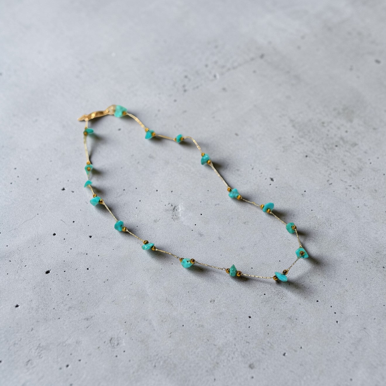Collar Dorado-Piedra Natural